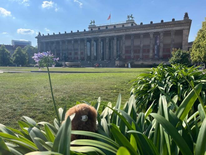 Private Potsdam Highlights: Half-Day Guided Tour Experience - Detailed Attraction Descriptions