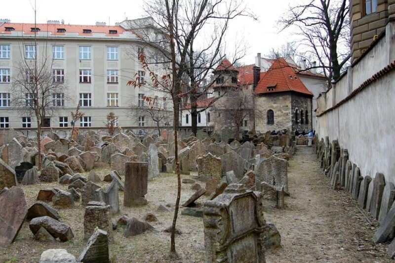 Private Prague Jewish Quarter tour with certified guide - Discovering Prague’s Jewish Heritage with a Private Guide