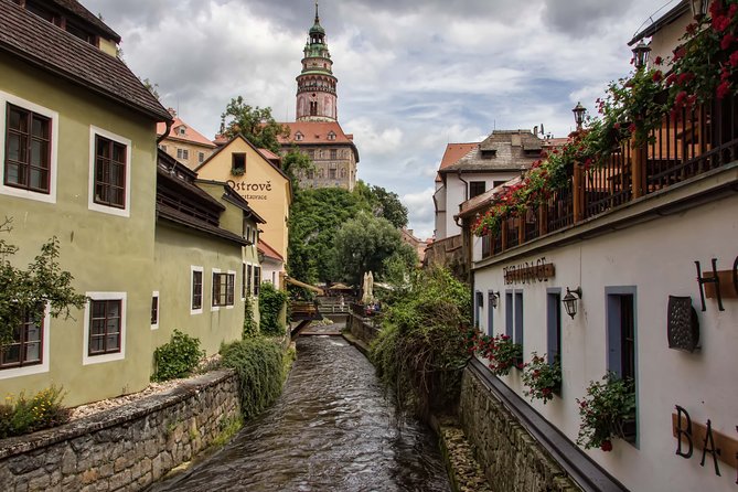 Private Prague to Hallstatt Luxury Transfer via Cesky Krumlov - Tour Inclusions