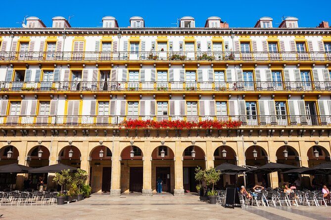 Private Premium Tour of San Sebastian and Chillida Leku Museum - Authentic Insights from Reviews