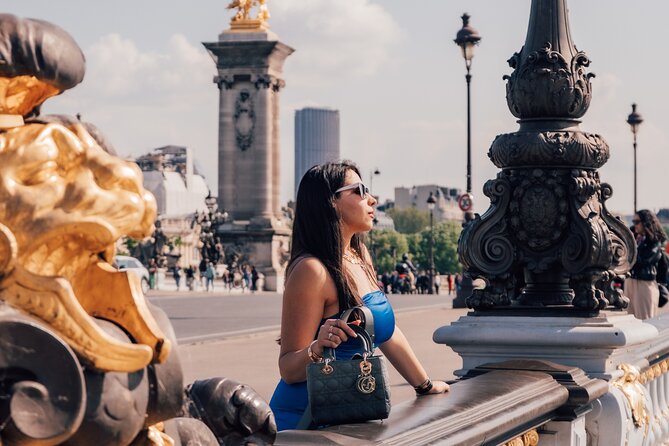 Private Professional Holiday Photoshoot in Paris - Overview and Experience