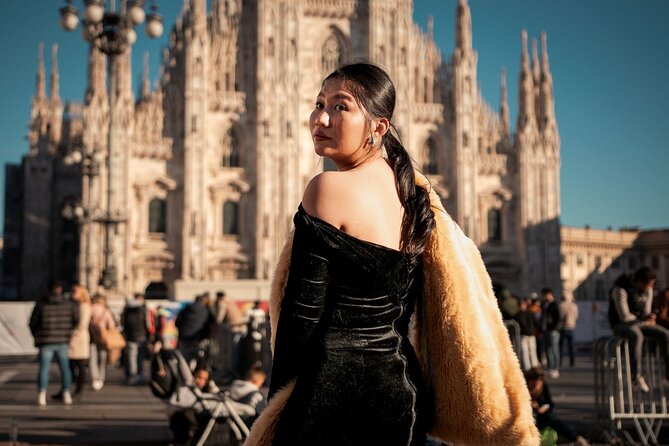 Private Professional Photoshoot at Milan Duomo - Directions and Meeting Information