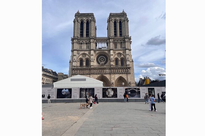 Private Professional PHOTOSHOOT in Paris - Whats Included