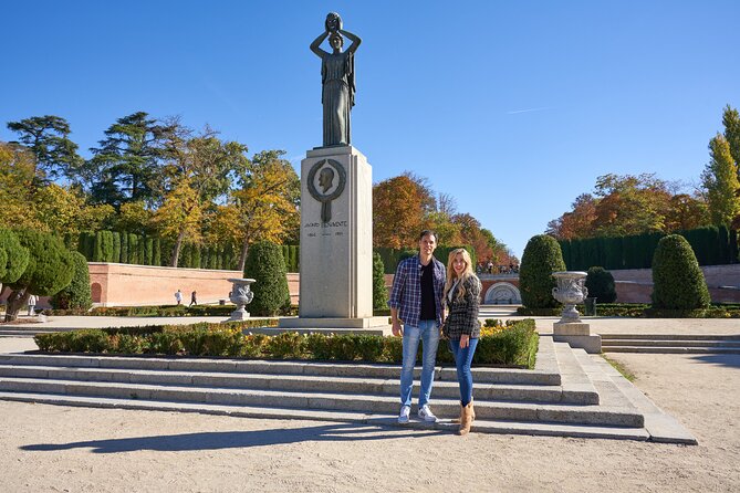  Private Professional Photoshoot in Retiro Park in Madrid - Common Questions