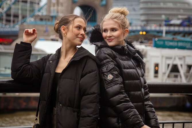 Private Professional Photoshoot Outside Tower Bridge in London - Accessibility Information