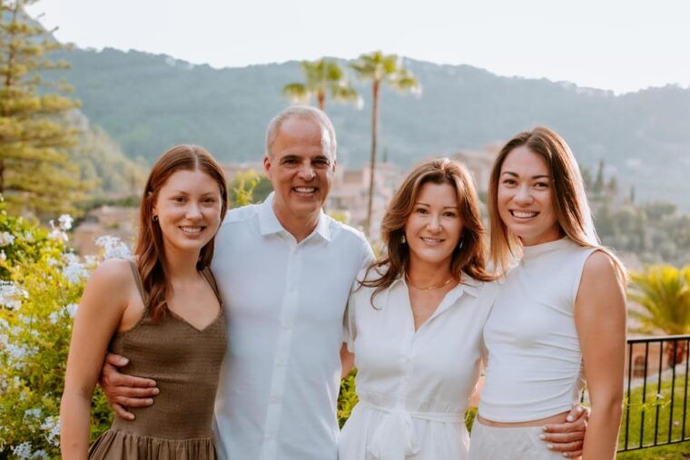 Private Professional Vacation Photoshoot in Ibiza - Professional Photographer