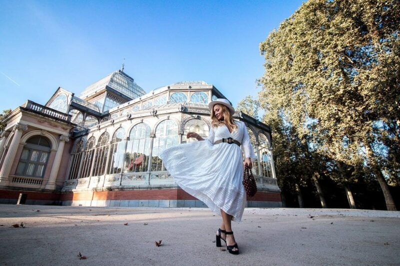 Private Professional Vacation Photoshoot in Madrid - Good To Know