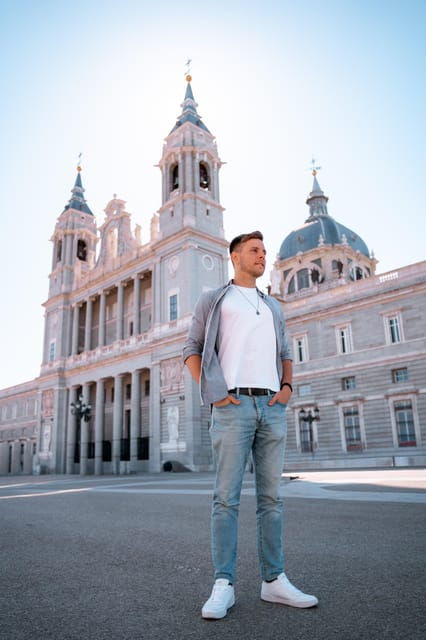 Private Professional Vacation Photoshoot in Madrid - Common Questions