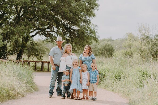 Private Professional Vacation Photoshoot in Savannah - Practical Details and Tips