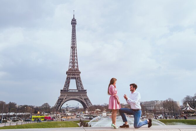 Private Proposal Photoshoot in Paris - Location in Paris