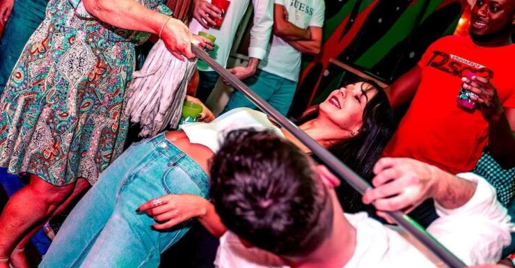 Private Pub Crawl Madrid With VIP Entry - Activity Overview