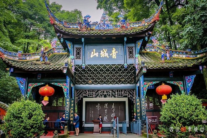 Private Qingcheng Mountain and Dujiangyan Irrigation System Tour From Zhuhai - Cancellation Policy