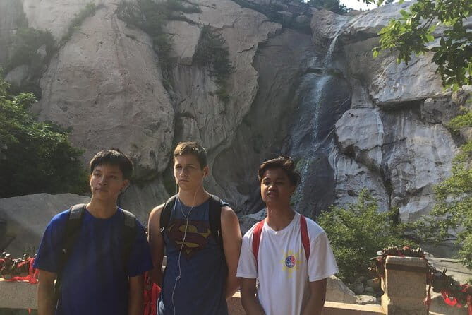 Private Qingdao Laoshan day tour with lunch& round way cable car - Why This Tour Offers Great Value  