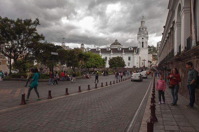 Private Quito City Tour With Panecillos Hill, and Main Churches - Included Services and Policies