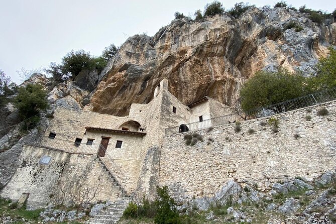 Private Rasiglia Waterfalls and Caves Hiking Tour With Lunch - Meeting Point and Start Time