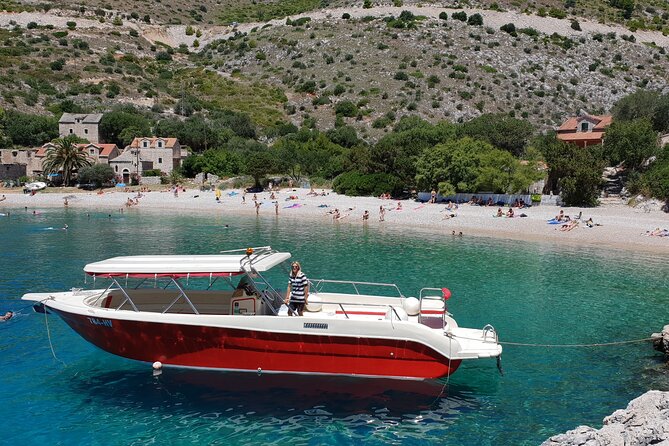 Private Red Rocks and Pakleni Islands Beach Hopping Speedboat Tour - Cancellation Policy