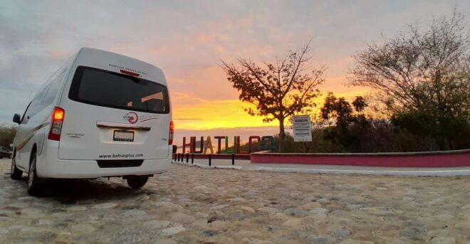 PRIVATE REDONDO Transfer in VAN Huatulco Airport - Communication and Support