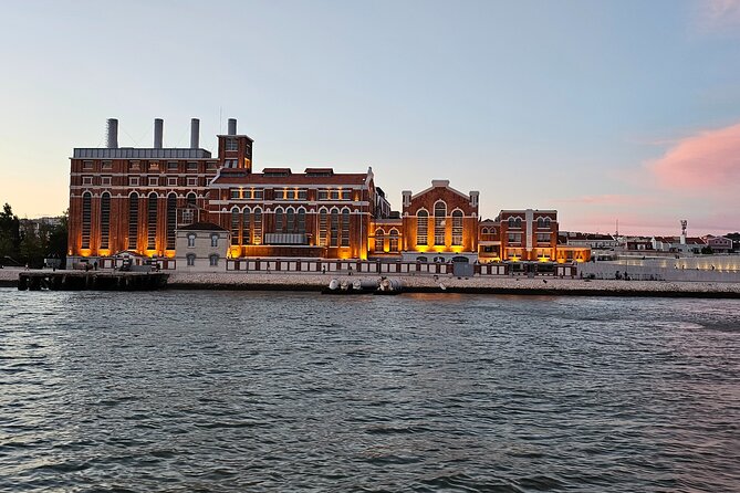 Private Relaxing Sunset Tour Along the Tagus River - Cancellation Policy