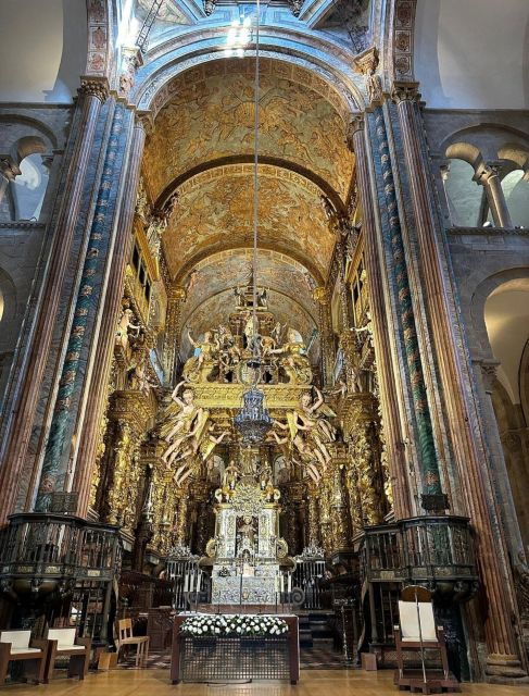 Private Religious Tour to Santiago Compostela & Braga - Itinerary Highlights
