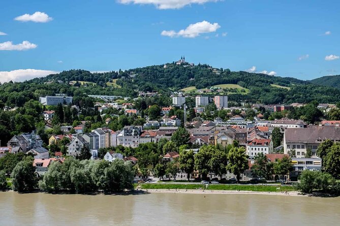 Private Return Day Trip From Linz to Cesky Krumlov With Guided Tour - Confirming Time With Local Provider