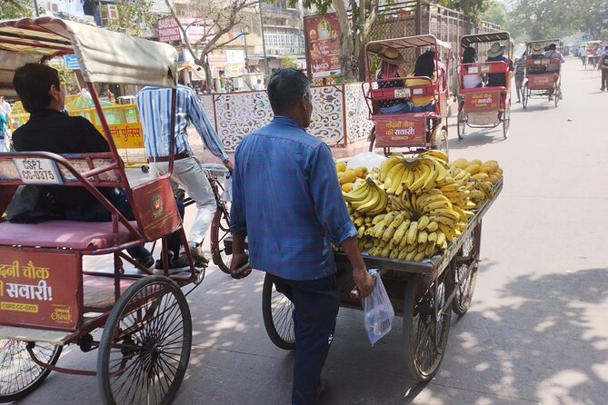 Private Rickshaw Tour of Old Delhi Heritage With Food Tasting - Booking and Cancellation Policy