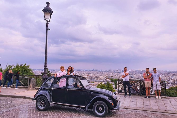 Private Ride in a Citroën 2CV in Paris - 2h - Meeting and Pickup
