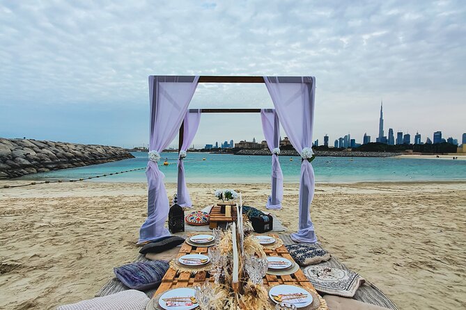 Private Romantic Beach Picnic at Sunrise Beach - Perfect for Proposals - Proposal Ideas and Tips