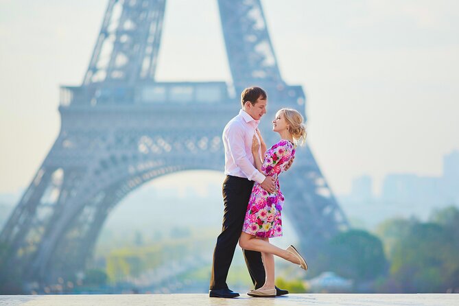 Private Romantic Photoshoot in Paris With Bouquet of Flowers - Directions for the Photoshoot
