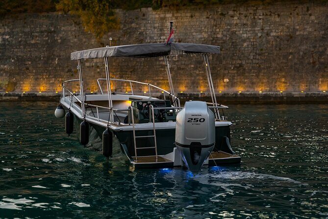 Private Romantic Sunset Cruise with Sparkling Wine and Music - FAQ