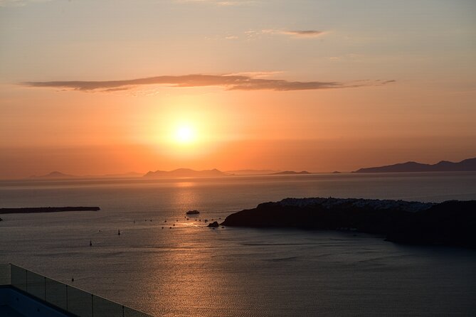 Private Romantic Sunset Dinner With Caldera Views in Santorini - Expertly Crafted Menu