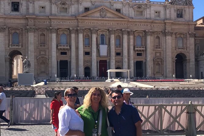 Private Rome Historical and Early Vatican Guided Tour - Professional Tour Guide