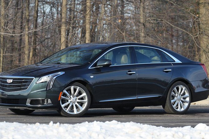Private Round Trip: BOSton Airport BOS to BOSton by Business or Luxury Vehicle - Price and Booking Details