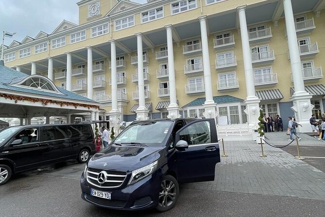 Private Round Trip Transfer Between Disneyland and the Airport - Cancellation Policy