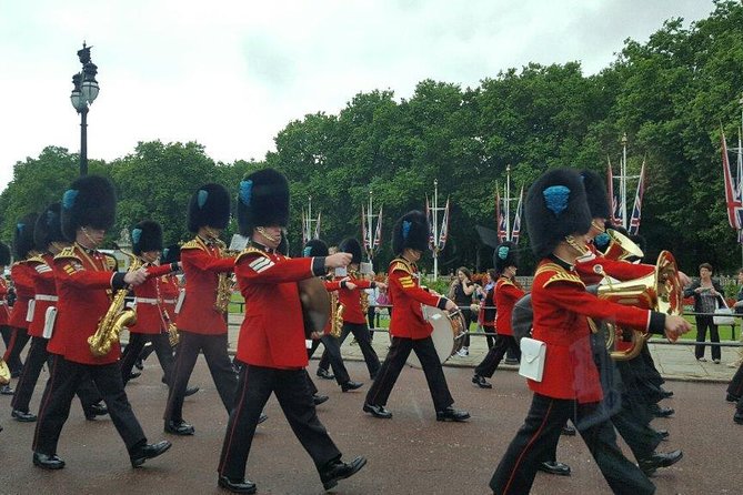 Private Round Trip Transfer From Heathrow Airport to London City - Reconfirmation and Changes