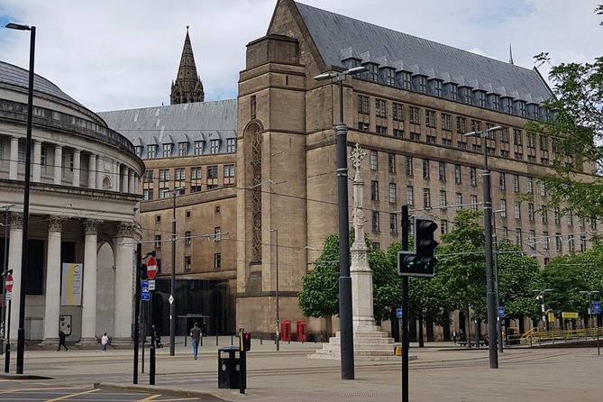Private Round-Trip Transfer From Manchester Airport to Manchester City - Pricing and Booking Details