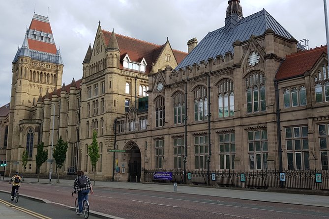 Private Round-Trip Transfer From Manchester Airport to Manchester City - What to Expect