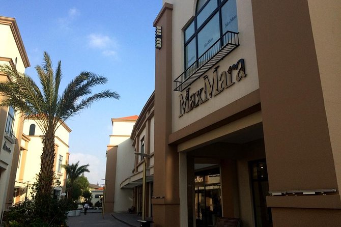 Private Round Trip Transfer to Bailian Outlets Plaza in Shanghai - Participation Information