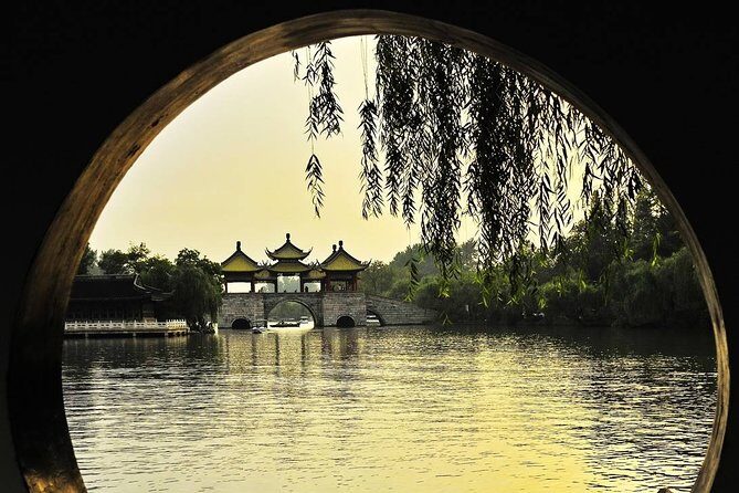 Private Round Trip Transfer to Yangzhou Attractions from Nanjing - Good To Know