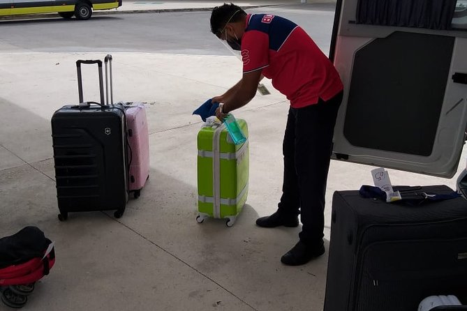 Private Round Trip Transfer VAN- Airport-Hotel-Airport-Hotels Santo Domingo - Transportation Details