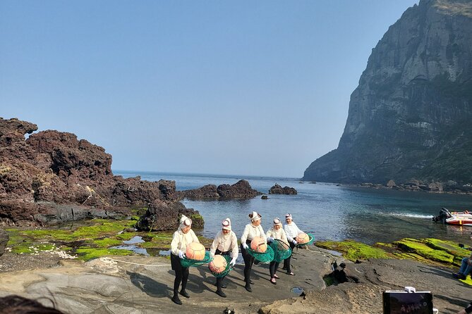Private Round Trip Woman Diver Performance in Jeju Island - Booking Details