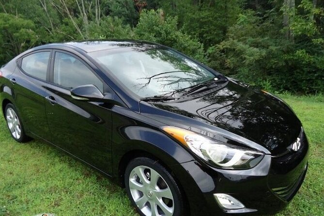Private Roundtrip Sedan Airport Transfer to Downtown Nassau - Service Details