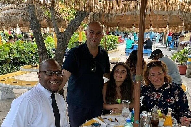 Private Roundtrip Sedan Airport Transfer to Paradise Island - What to Expect from the Transfer