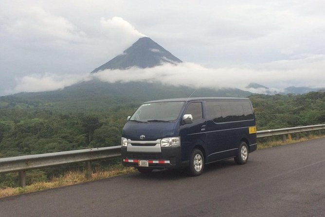 Private Roundtrip Shuttle From San Jose Airport to La Fortuna/ Arenal - Overview and Inclusions