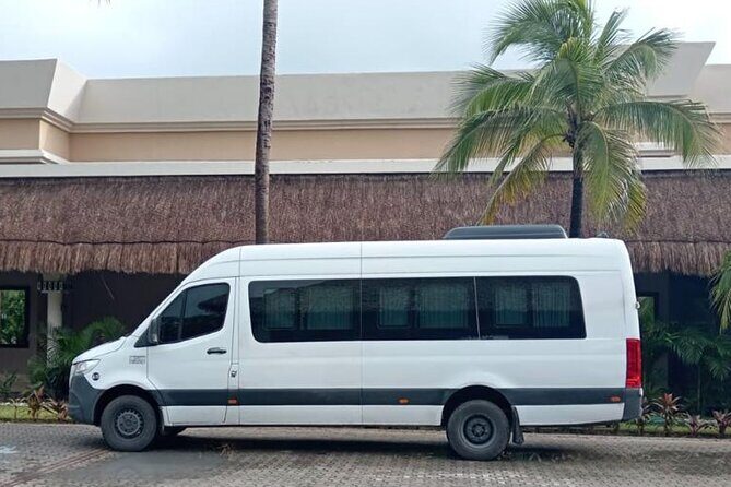 Private Roundtrip transfer from Cancun Airport up Cancun Hotels - Good To Know