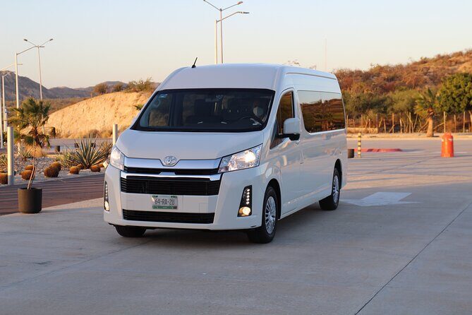 Private Roundtrip Transfer from Los Cabos Airport - The Experience in Detail