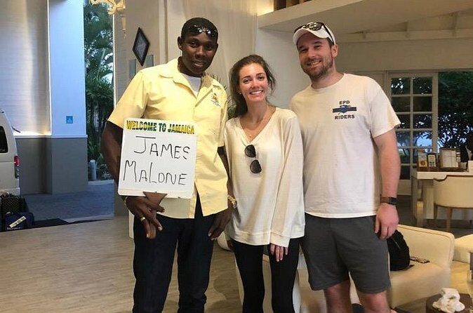 Private roundtrip transfer from MBJ airport to Grand Palladium - Deep Dive: Why Opt for This Transfer?