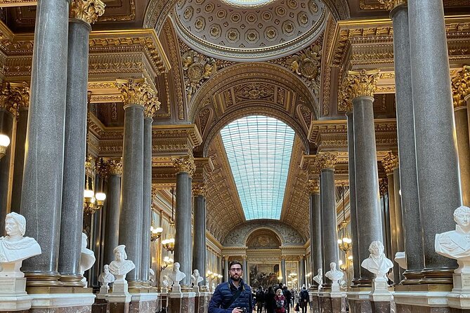 Private Roundtrip Transfer From Paris to Versailles - Meeting and Pickup