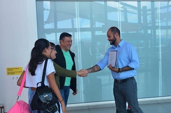 Private Roundtrip Transfer San Nicolaas Secrets Baby Beach Resort - An In-Depth Look at the Transfer Experience