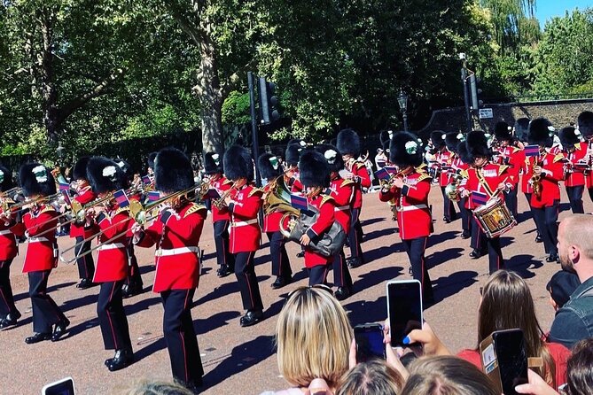Private Royal London Taxi Tour With the Changing of the Guards - What To Expect