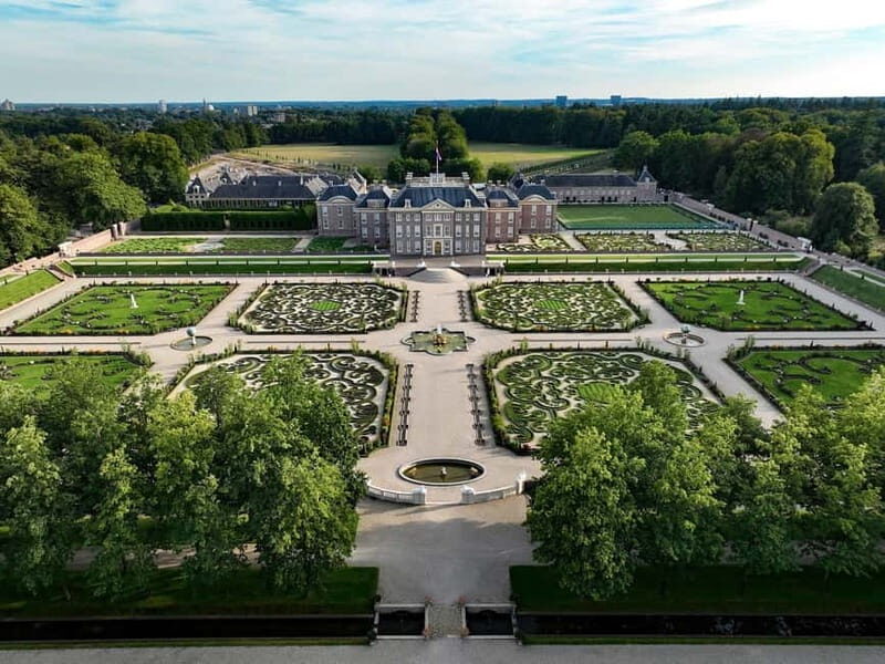 Private Royal Tour : Paleis Het Loo and Muiderslot castle - Exploring Dutch Royalty and Castle Charm: The Private Royal Tour in North Holland